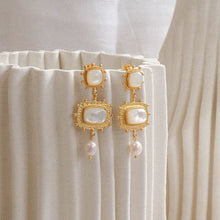 Load image into Gallery viewer, Catherine Earrings