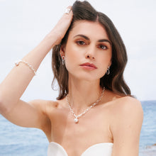 Load image into Gallery viewer, The Divina Necklace