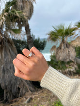 Load image into Gallery viewer, Claudie Toi Et Moi Engagement Ring