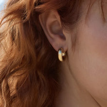 Load image into Gallery viewer, Cocoon Hoop Earring Gold
