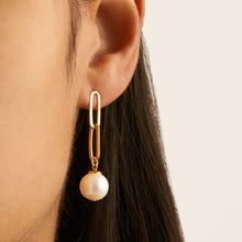 Load image into Gallery viewer, Eden Pearl Drop Earrings Gold