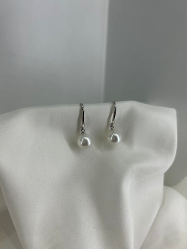 South sea drop earrings white gold