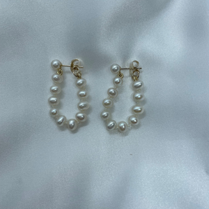 9ct yg pearl string earrings