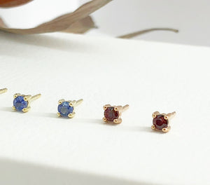 Rose Gold 4 claw studs with Garnet