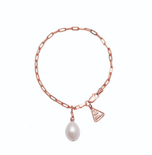 Load image into Gallery viewer, Fine Clip Chain Bracelet With Oval Pearl